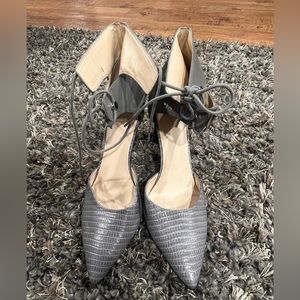 Nine West Strapy Tie Heels Size 11